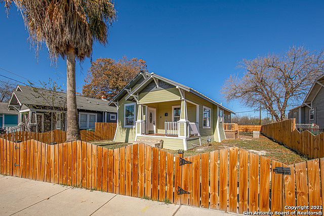 1st image of 313 Aransas Ave