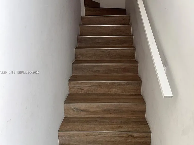 8631 Arboretum Ln — Photo 16