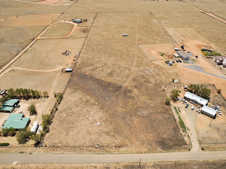 1st image of 30 Roach Rd