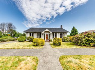 537 W 6th St, Port Angeles, WA