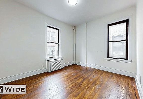 3rd image of 106 E 81st St APT 5D