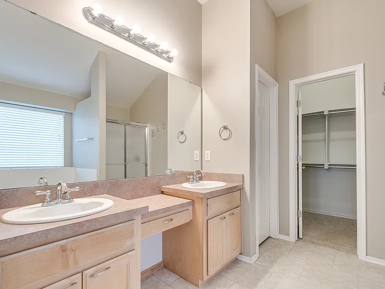 2532 NW 179th Ct — Photo 20