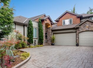 6110 NE 152nd St, Kenmore, WA 98028