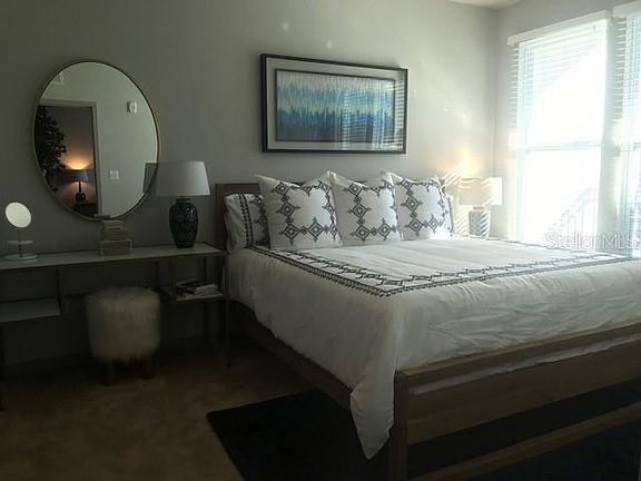 4th image of 180-1 Independence Ln