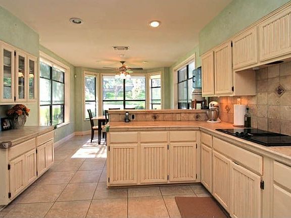 4th image of 12111 Chevening Ct