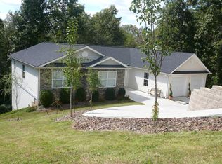 4706 Thunder River Dr, Gainesville, GA 30506