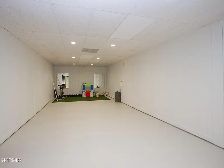 1000 Robinwood Rd — Photo 54