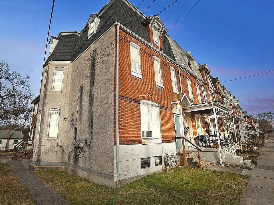 1st image of 301 E Vine St