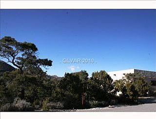 2nd image of 9475 Benedict Dr