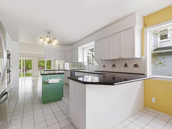 5th image of 3685 Ranch Crest Dr