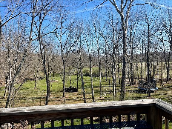 4th image of 313 Brooktree Dr
