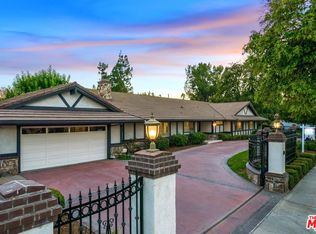 17410 Rayen St, Northridge, CA 91325