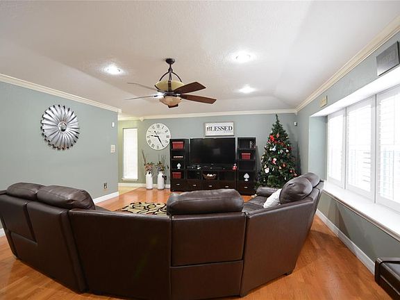 4th image of 16319 Paso Dobble Dr