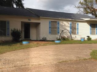 702 Old Boston Rd, Texarkana, TX 75501