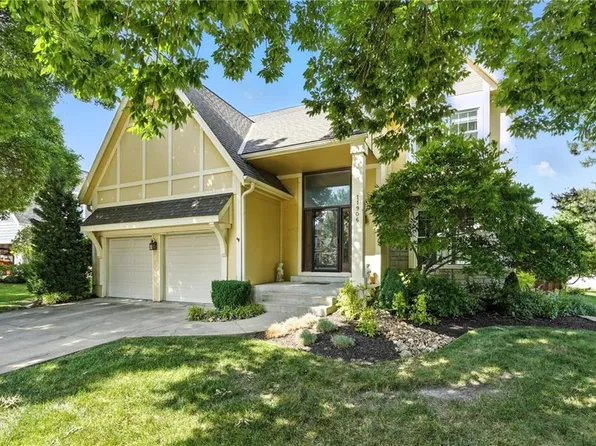 11906 S Rene St, Olathe, KS 66062