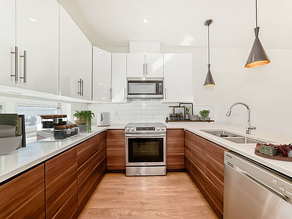 5th image of 12903 107th Ave NW #12905