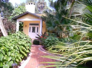 6933 18th Ave E, Bradenton, FL 34208