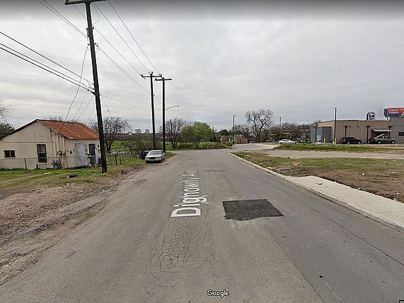 3rd image of 2610 Dignowity Ave