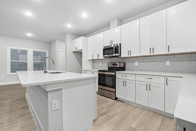 1st image of 418 Barrera St #2