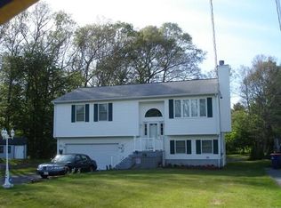 801 New Plainville Rd, New Bedford, MA 02740