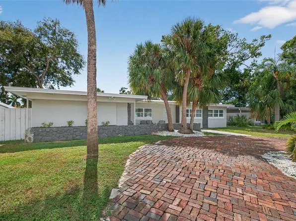 6400 Pelican Dr S, Saint Petersburg, FL 33707