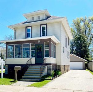 132 E Cotton St, Fond Du Lac, WI, 54935