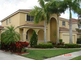 1131 Chenille Cir, Weston, FL 33327