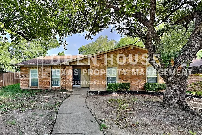 5901 Excalibur Dr