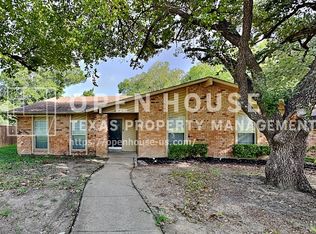 5901 Excalibur Dr, Garland, TX 75044