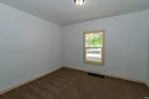 834 S Brookfield St — Photo 7