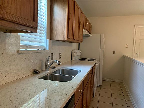 2nd image of 3617 Washburn Ave