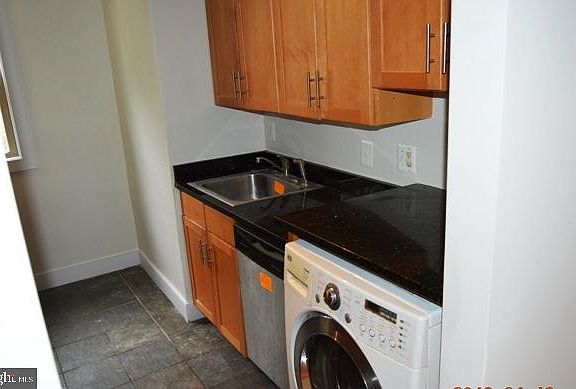 2nd image of 2850 Hartford St SE APT 301