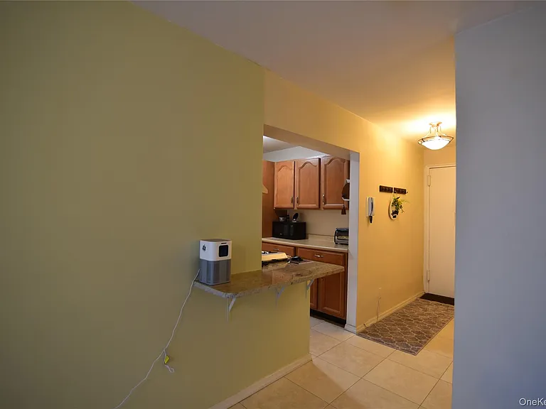 5440 Little Neck Pkwy #1A — Photo 17