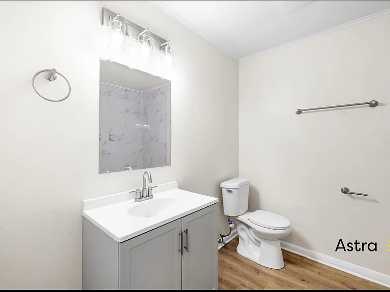 200 Westwood Ter N #160 — Photo 6