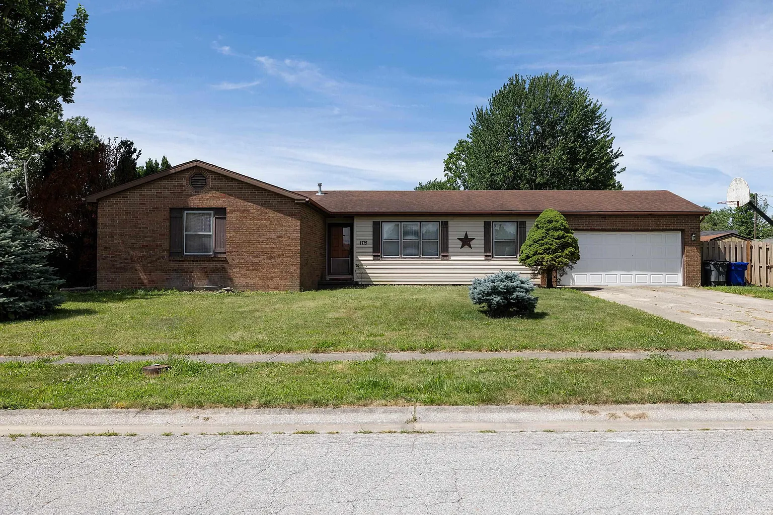 1715 Buick Ln photo 1