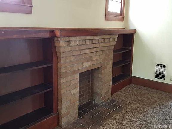 4th image of 334 Hamilton Blvd