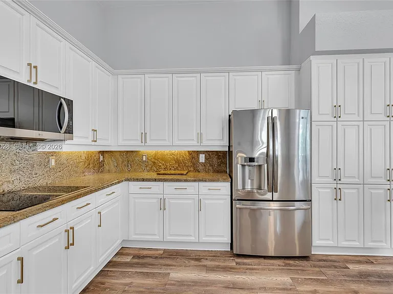 950 Marina Dr — Photo 23