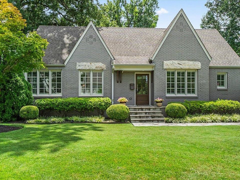 1st image of 3835 S Montclair Dr