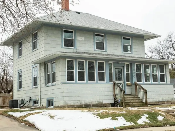1600 Forest Ave, Waterloo, IA 50702