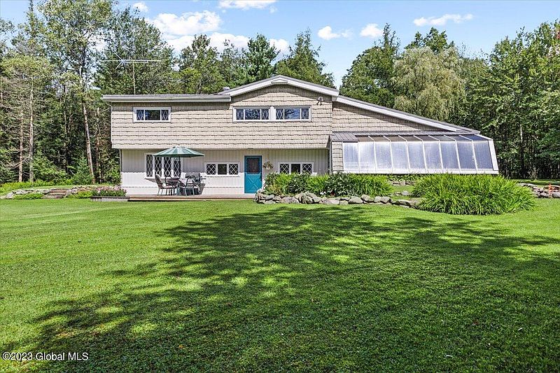 3rd image of 248 Babcock Lake Road