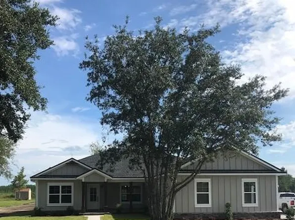 8226 Hunters Rdg S, Glen Saint Mary, FL 32040