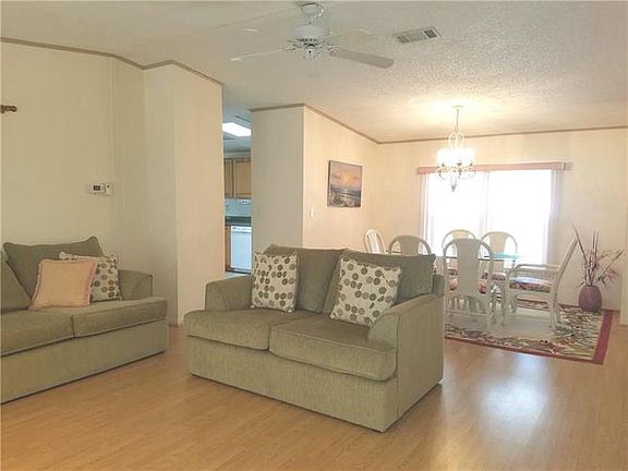 5th image of 1005 Dracena Dr #T9
