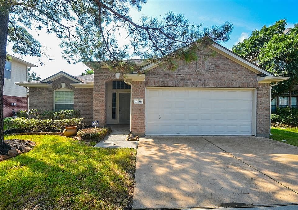 1st image of 17219 Horsetooth Canyon Dr