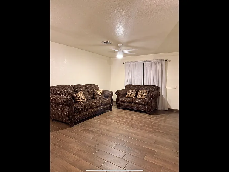 825 Fir Ave #1 — Photo 4