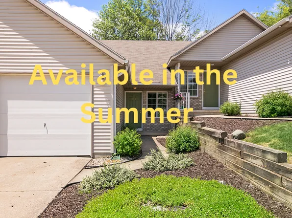 927 Cedar Run Ct NW, Grand Rapids, MI 49534