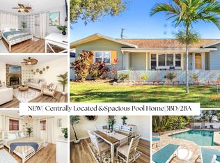 10339 111th St, Seminole, FL 33778