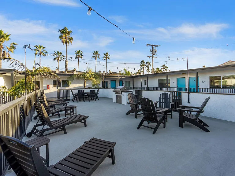 Ocean Breeze Terrace — Photo 33