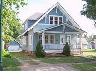 508 Delaware St, Hiawatha, KS 66434