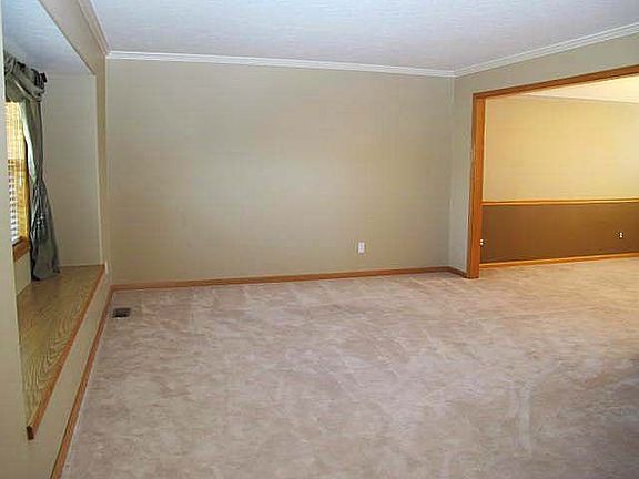 3rd image of 3897 Nathan Dr