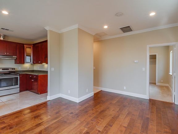 5th image of 417 S Henry Ave